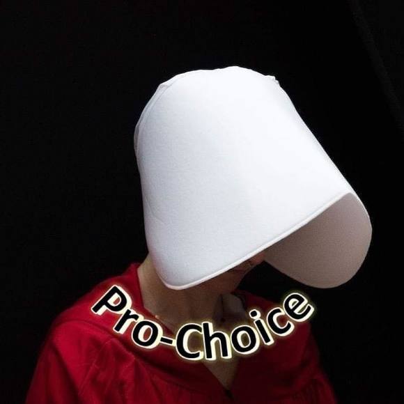 Meet your Posher, Iris - Picture 1 of 1